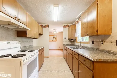 364 Ravenscliffe Road Huntsville ON P1H 1L7