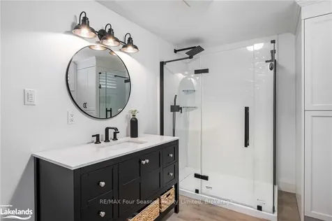 119 Hillcrest Drive Blue Mountains ON N0H 1J0