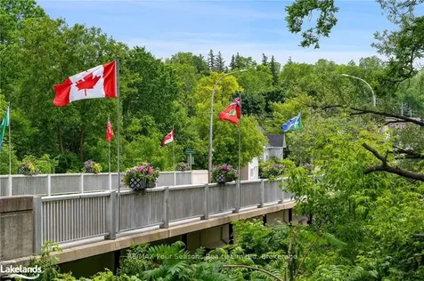 119 Hillcrest Drive Blue Mountains ON N0H 1J0