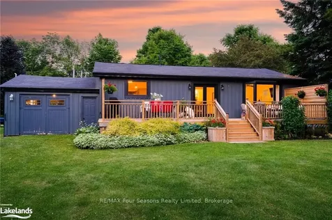 119 Hillcrest Drive Blue Mountains ON N0H 1J0