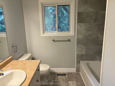 175 Northern Avenue Galway-cavendish And Harvey ON K0M 1A0