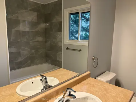 175 Northern Avenue Galway-cavendish And Harvey ON K0M 1A0