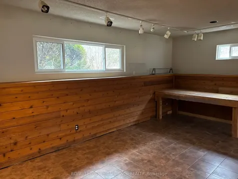 175 Northern Avenue Galway-cavendish And Harvey ON K0M 1A0