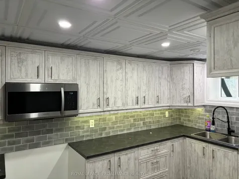 175 Northern Avenue Galway-cavendish And Harvey ON K0M 1A0