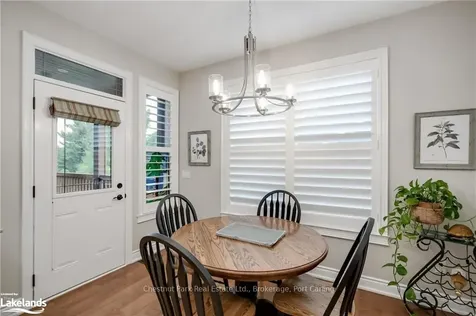 17 Gainsborough Road Bracebridge ON P1L 0A8