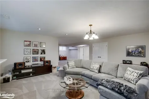 17 Gainsborough Road Bracebridge ON P1L 0A8