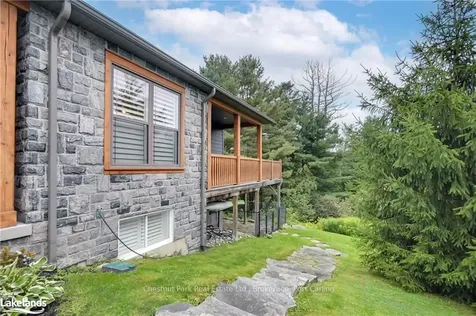 17 Gainsborough Road Bracebridge ON P1L 0A8