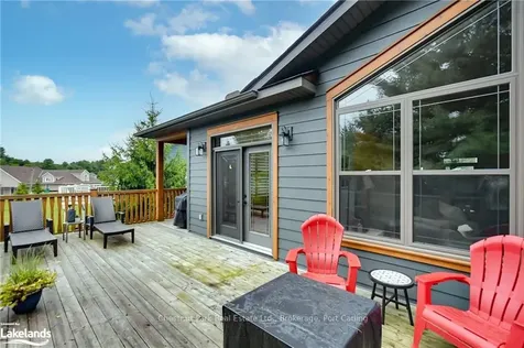 17 Gainsborough Road Bracebridge ON P1L 0A8