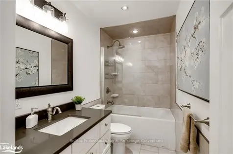 61 Woodland Drive N Bracebridge ON P1L 1M2