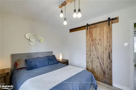 61 Woodland Drive N Bracebridge ON P1L 1M2