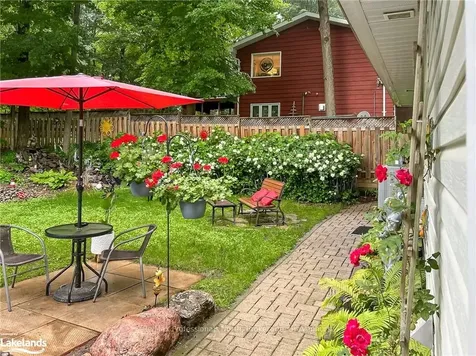 61 Woodland Drive N Bracebridge ON P1L 1M2