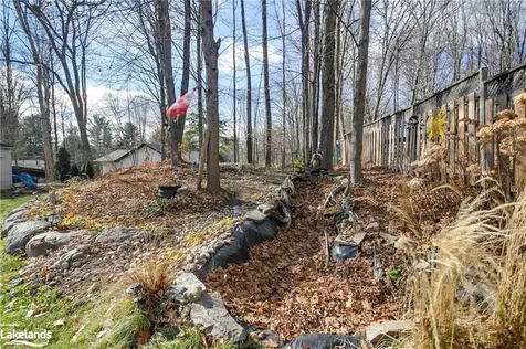 61 Woodland Drive N Bracebridge ON P1L 1M2