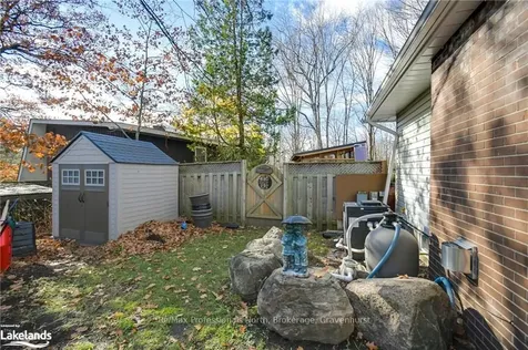 61 Woodland Drive N Bracebridge ON P1L 1M2