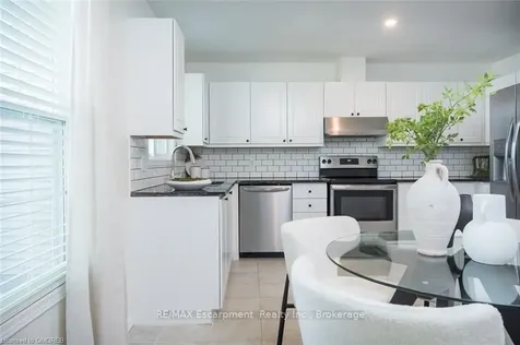 24 Willver Drive St. Catharines ON L2M 7Y1