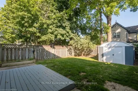 24 Willver Drive St. Catharines ON L2M 7Y1