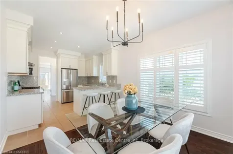 1 Sonoma Valley Crescent Hamilton ON L9B 0J3