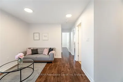 1 Sonoma Valley Crescent Hamilton ON L9B 0J3