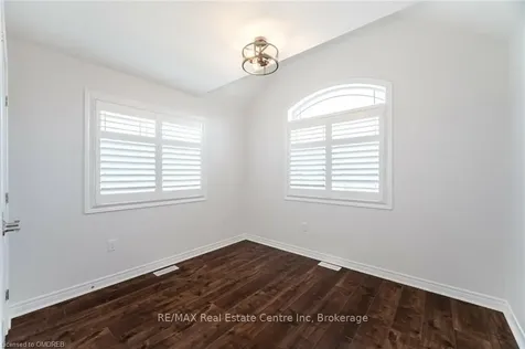 1 Sonoma Valley Crescent Hamilton ON L9B 0J3