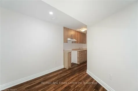 1 Sonoma Valley Crescent Hamilton ON L9B 0J3