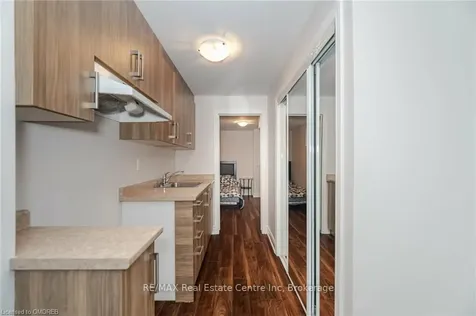 1 Sonoma Valley Crescent Hamilton ON L9B 0J3