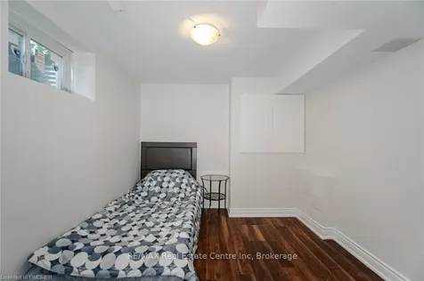 1 Sonoma Valley Crescent Hamilton ON L9B 0J3