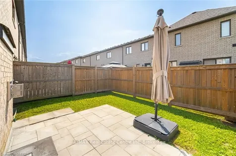 1 Sonoma Valley Crescent Hamilton ON L9B 0J3