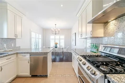 1 Sonoma Valley Crescent Hamilton ON L9B 0J3