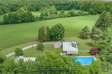 2022 Valens Road N Hamilton ON N0B 2J0