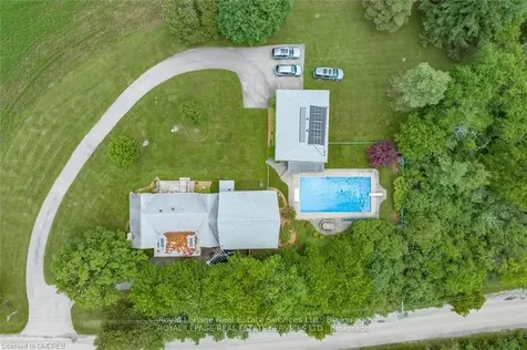 2022 Valens Road N Hamilton ON N0B 2J0