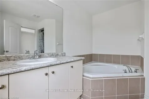 26 Bruton Street N/a Thorold ON L2V 0J6