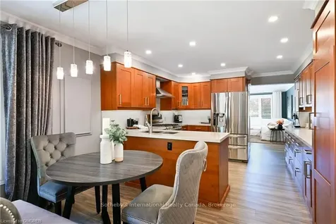 2 Hickory Avenue Hamilton ON L8J 2L3