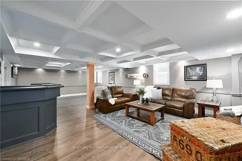 2 Hickory Avenue Hamilton ON L8J 2L3