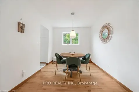 27 Tanglewood Terrace Brantford ON N3R 3R8