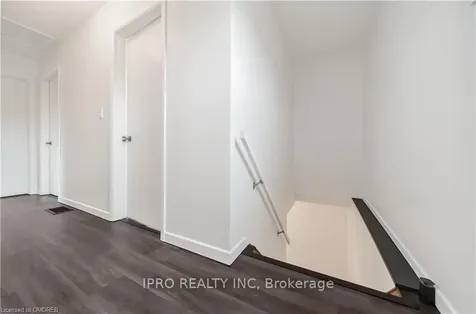 27 Tanglewood Terrace Brantford ON N3R 3R8