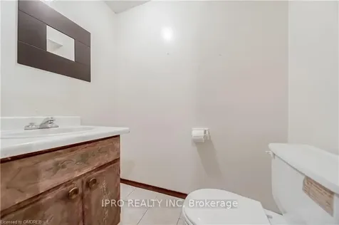 27 Tanglewood Terrace Brantford ON N3R 3R8