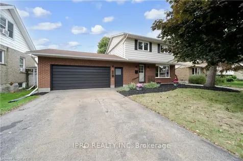 27 Tanglewood Terrace Brantford ON N3R 3R8