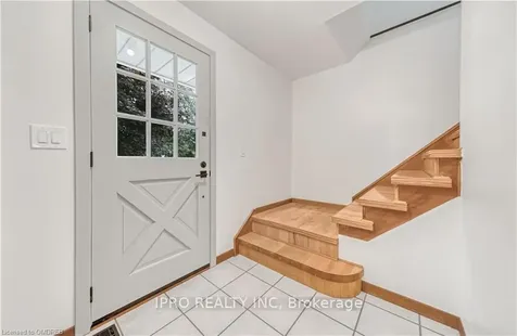 27 Tanglewood Terrace Brantford ON N3R 3R8