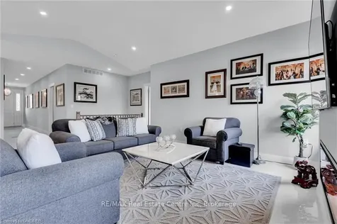 46 Rea Drive Centre Wellington ON N1M 0H5