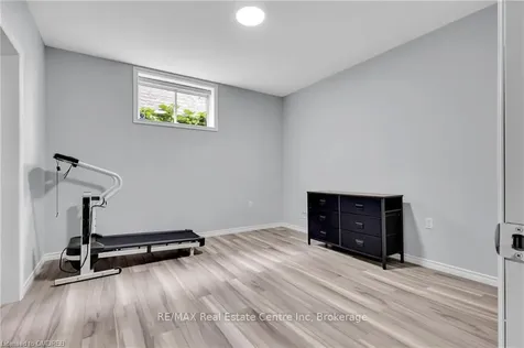 46 Rea Drive Centre Wellington ON N1M 0H5