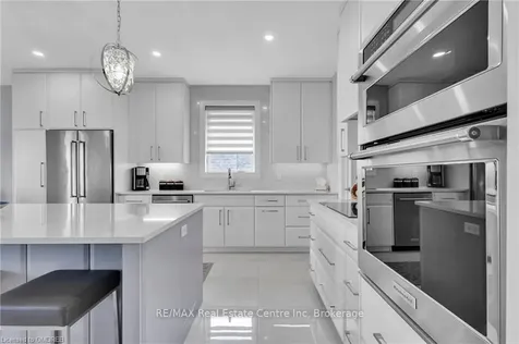 46 Rea Drive Centre Wellington ON N1M 0H5