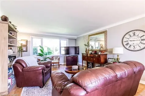 963 Garden Lane Hamilton ON L0R 1V0