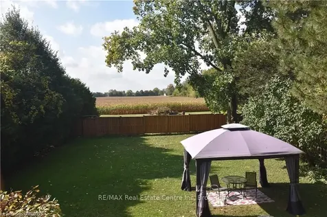 963 Garden Lane Hamilton ON L0R 1V0