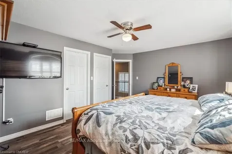 52 Madonna Drive Hamilton ON L9B 0G9