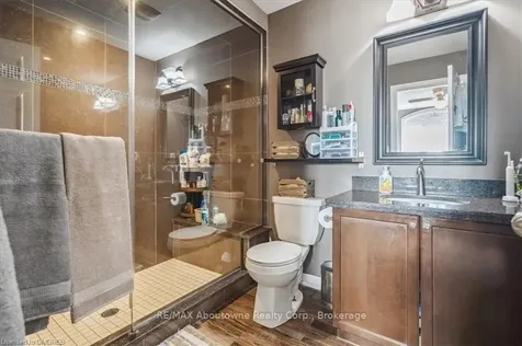 52 Madonna Drive Hamilton ON L9B 0G9