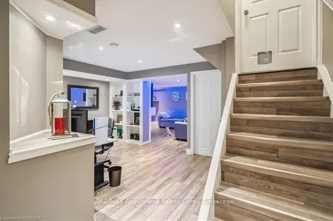 52 Madonna Drive Hamilton ON L9B 0G9