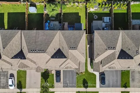 52 Madonna Drive Hamilton ON L9B 0G9
