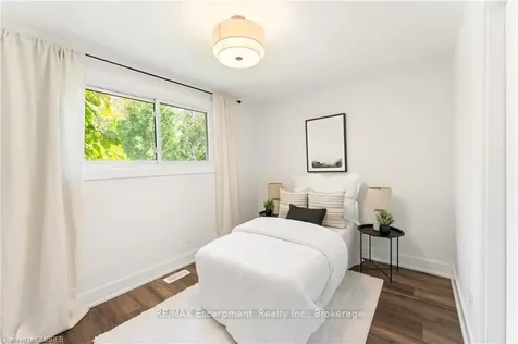 900 Centre Road Hamilton ON L8N 2Z7