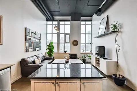 404 King Street N/a W Kitchener ON N2G 2L5
