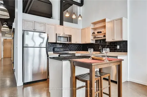 404 King Street N/a W Kitchener ON N2G 2L5