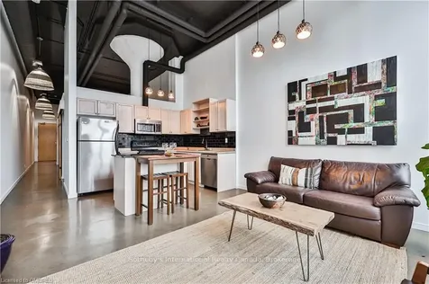 404 King Street N/a W Kitchener ON N2G 2L5
